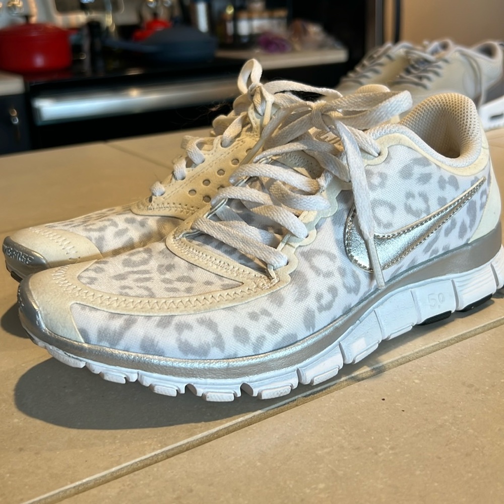Occasionally worn Nike Free 5.0